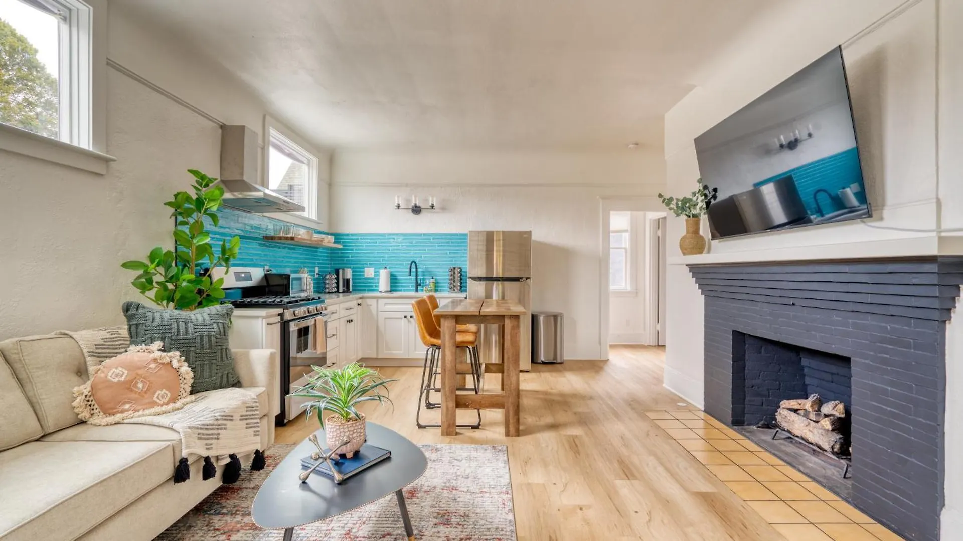 Stay Portland - The Garden Bungalow On Broadway - 94 Walkscore