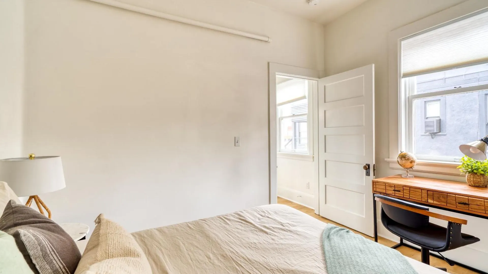 Apartment Stay Portland - The Garden Bungalow On Broadway - 94 Walkscore